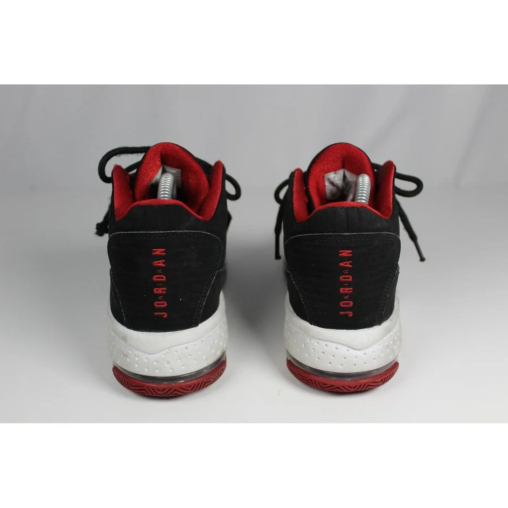 Jordan Max Aura 2 Mens Basketball Shoes Black Red White CK6636-006 Size‎ 10.5